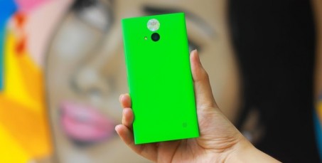 Những con số ấn tượng về Lumia 730 Selfie